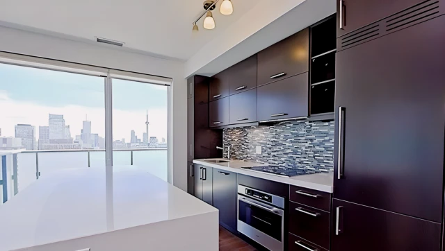 65 St Mary St 2502 2