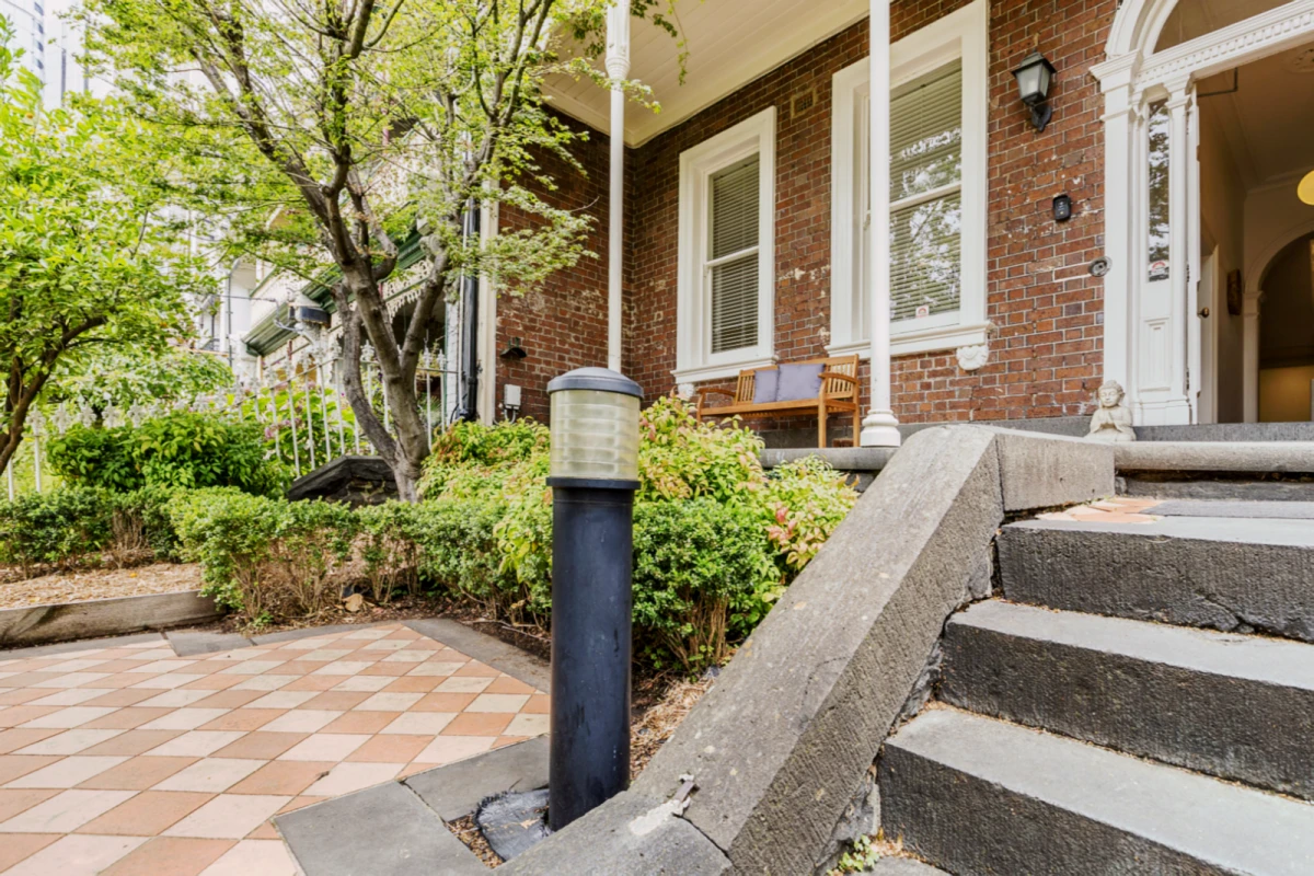 29 Drummond St 0