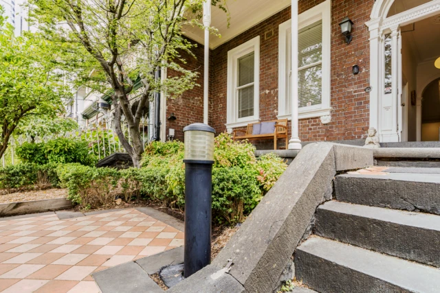 29 Drummond St