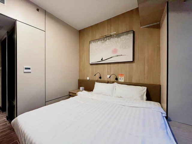 MIJ HOTEL 2
