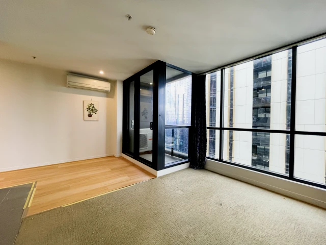 4806/80 A'Beckett Street 2