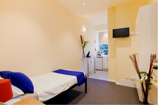 ume 142 Darlinghurst Village 2