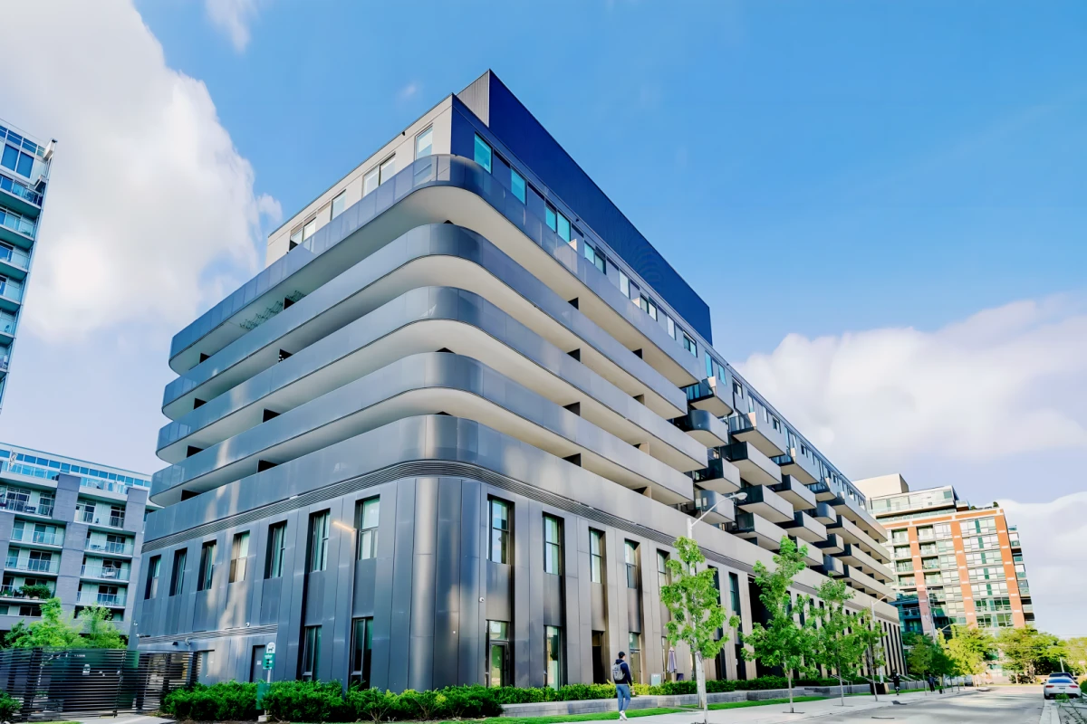 20 Monte Kwinter - North York student accommodation