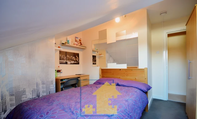 Entire Place·4B1.5B···14 Pershore Avenue, Selly Park 3