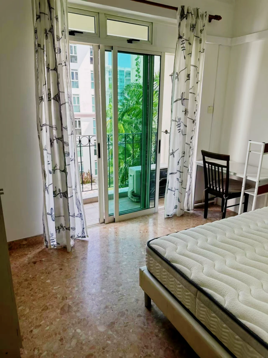 Estella Gardens 0