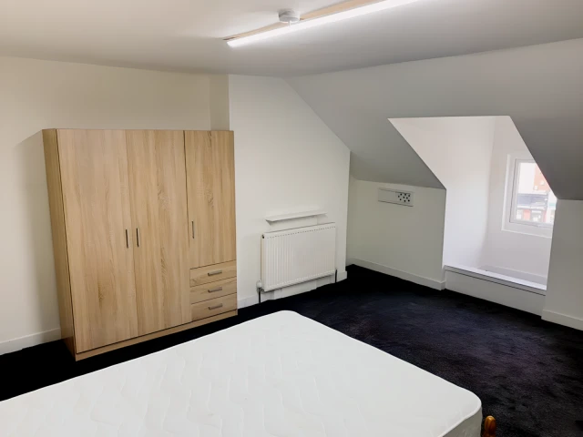 Woodsley Road 22074# 4