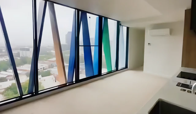 28 Bouverie Street 2