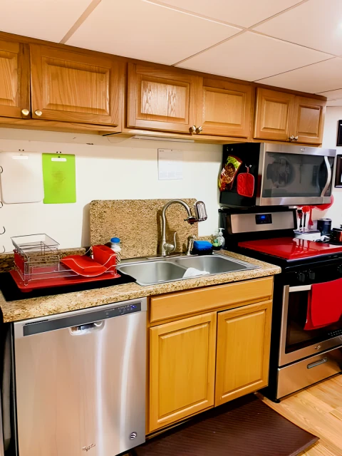 1533 East Genesee St B 3