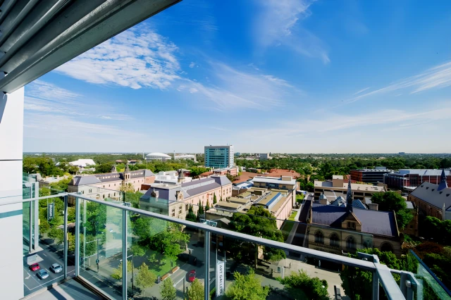 Student Living - East West 2