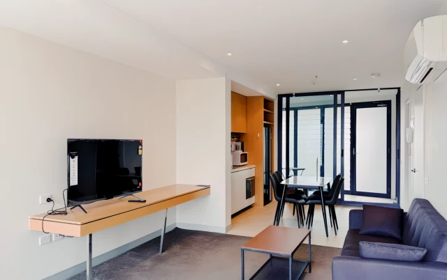 565 Flinders Street 3