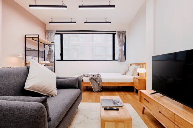 88 Hollywood Road 4