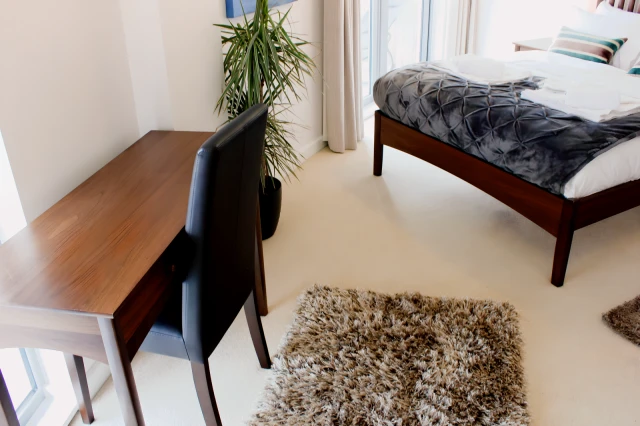 The Luxurious Semi-Circle 3