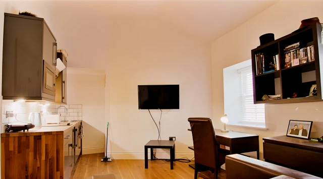 St. Leonards Gate, Lancaster - Flat 8, Rhodes House 2