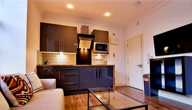St. Leonards Gate, Lancaster - Flat 2, Rhodes House - Lancaster student accommodation - Studio