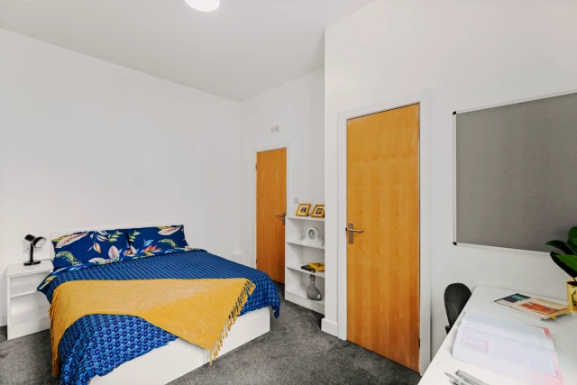 E14, Sangha House, LE1 5SP 3
