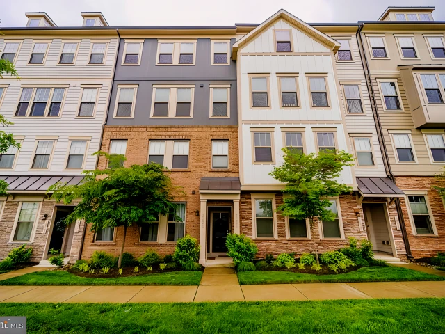 Leesburg Tuscarora Village Townhouse