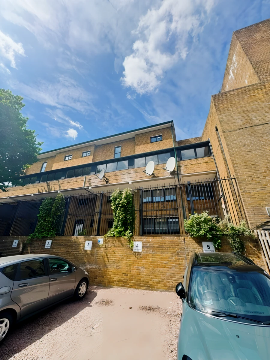 Acklam Road 24760# 0