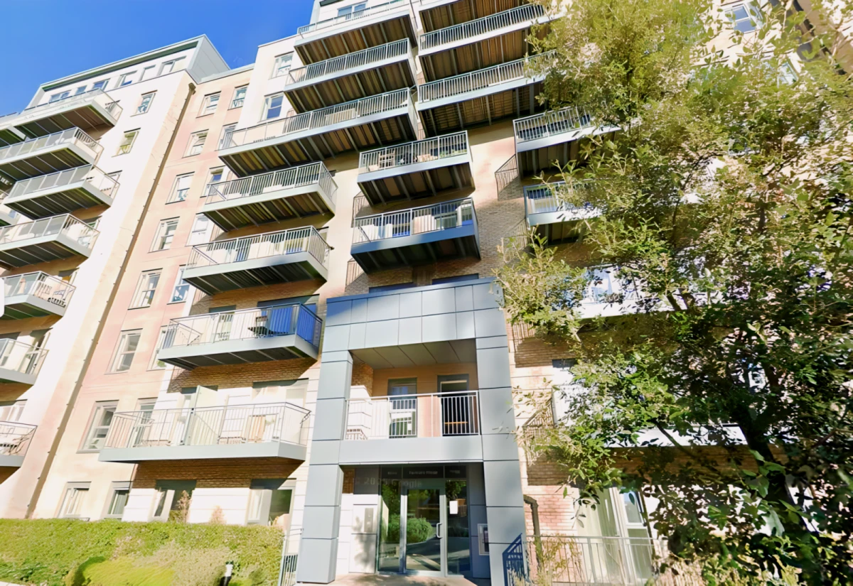 CW-Flat , Fermont House, Beaufort Square, London - alloggio per studenti a Londra