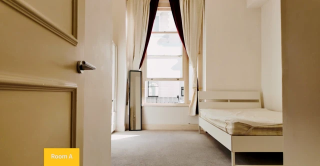 Collingham Place Apartment 2
