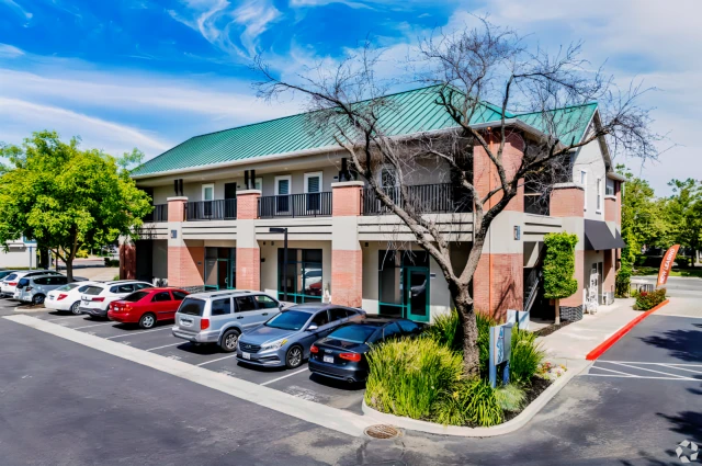 Oakshade Commons 2