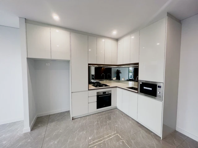 33 George Julius Ave 2