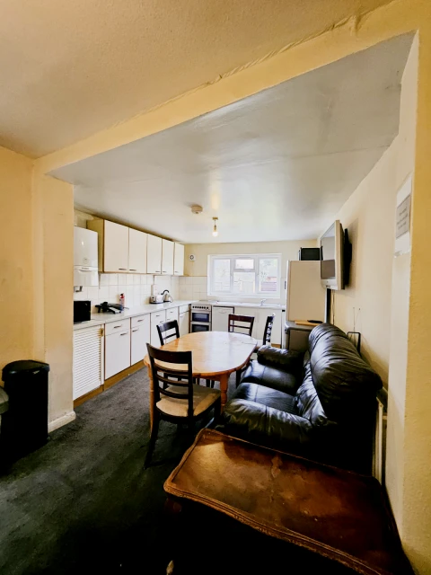 250 Abingdon Rd, Oxford, OX1 4SP