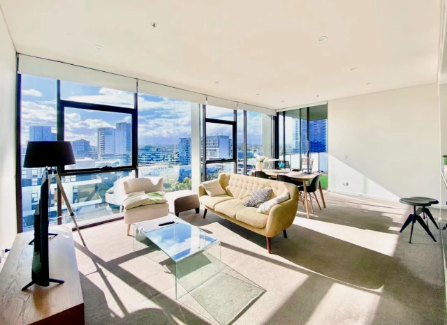 3 George Julius Ave(00622) 4