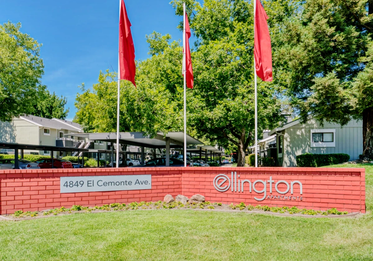 Ellington Apartments 0