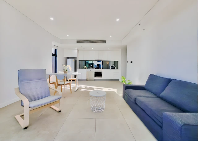103 Dalmeny Ave 2