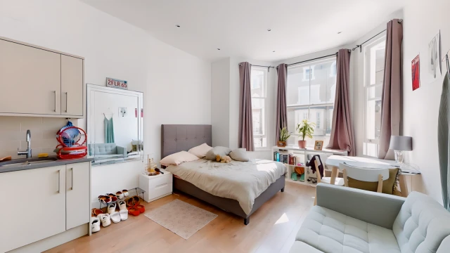 Nevern Place 26006# 4