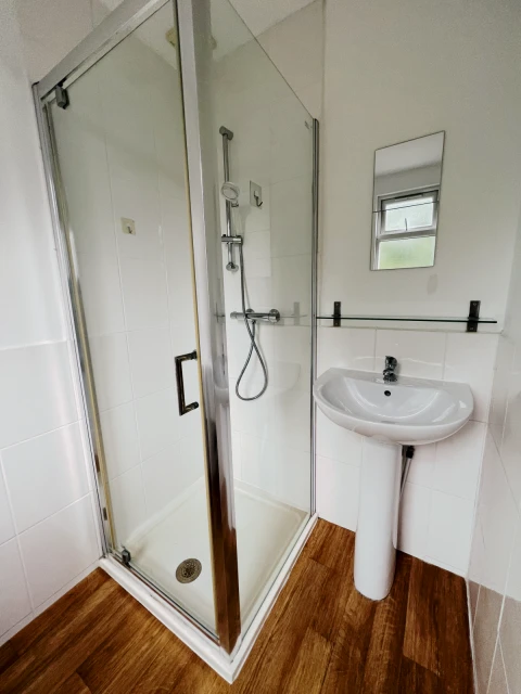 47 Charter Avenue - alloggio per studenti a Coventry - room 8