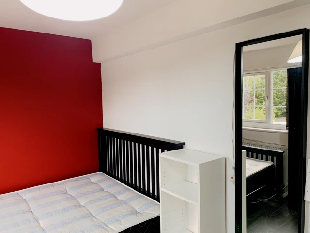 236 Sir Henry Parkes Road 2