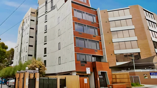 Student Living on Raleigh 3