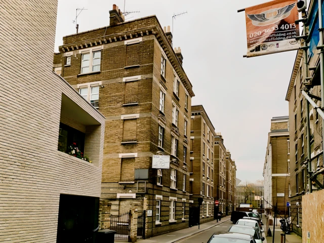 Penfold Place 26192# 1