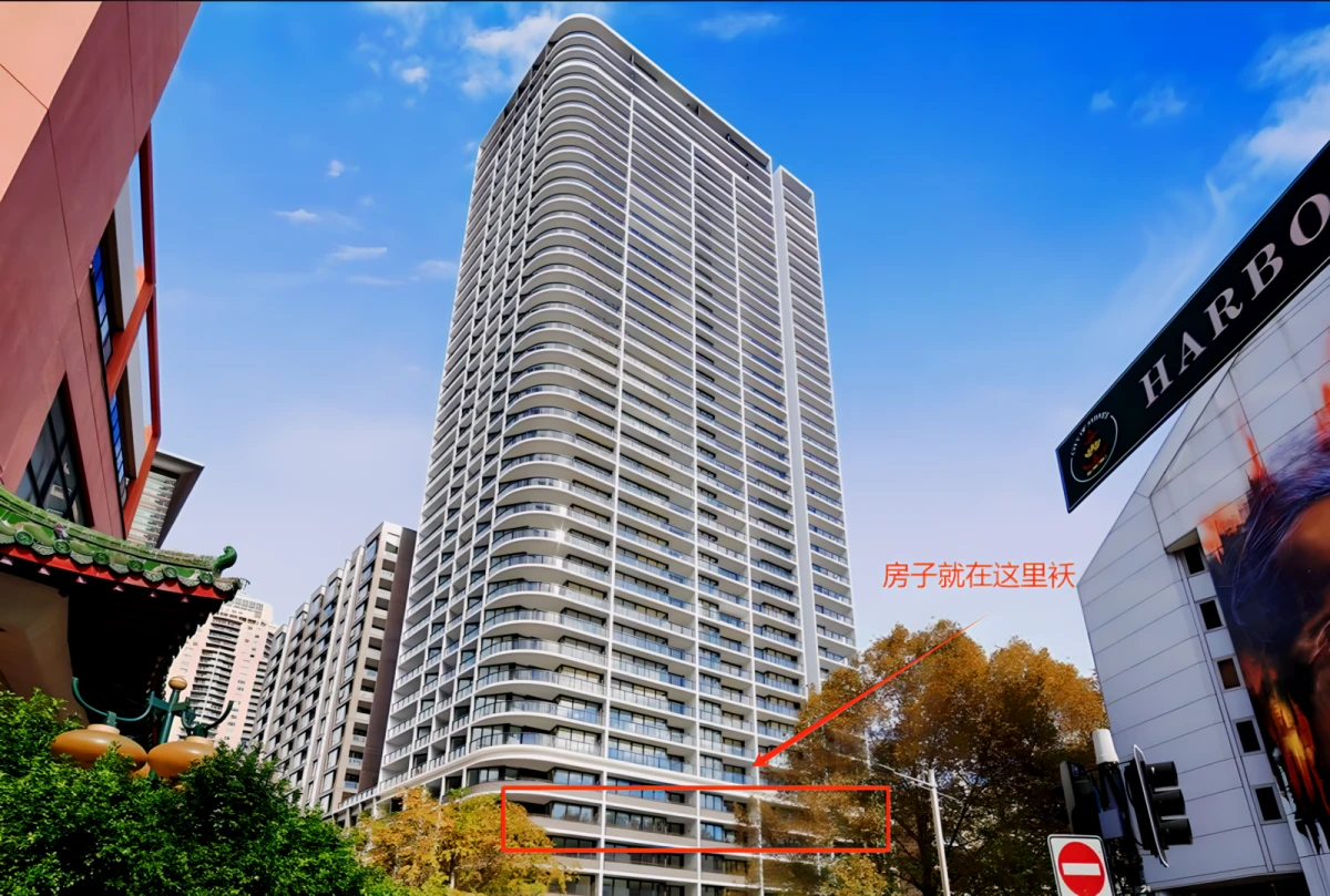 81 Harbour St 0