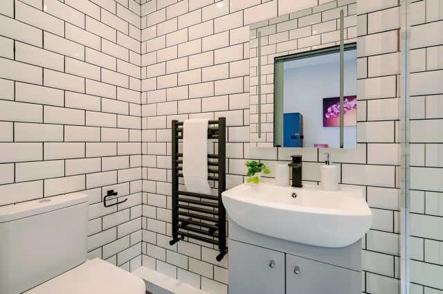 Harold Place 26208# 3