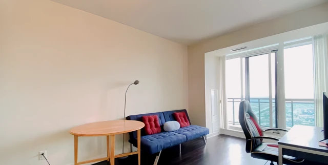 4206 - 4070 Confederation Parkway 1