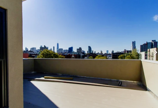 124 Ridge Street 3