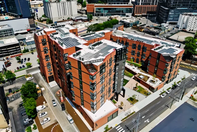 The Broadview at Vanderbilt 4