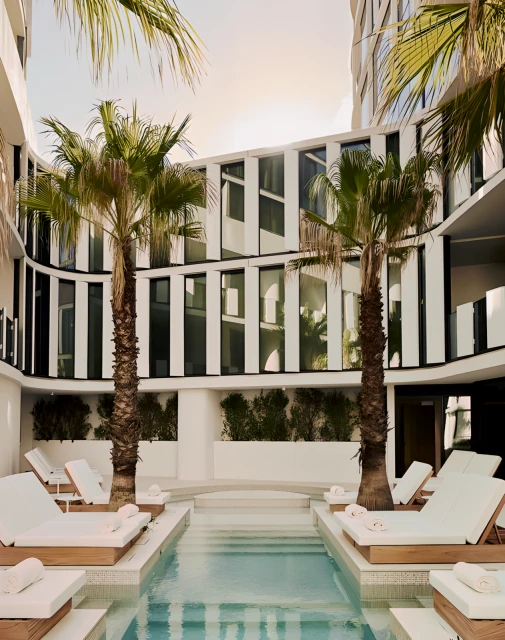Madison Grand - alloggio per studenti a Melbourne - piscina