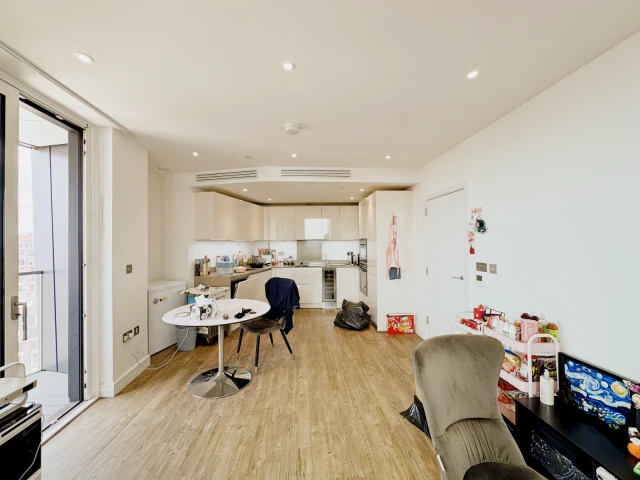 FH-Nine Elms Point - London student accommodation - 2 Bedroom 2 Bathroom Flat 171