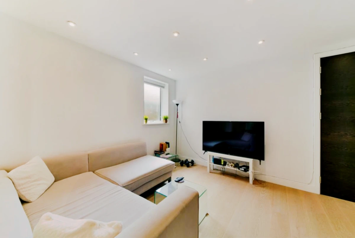LH-Sandon Court - London student accommodation - 3B3B