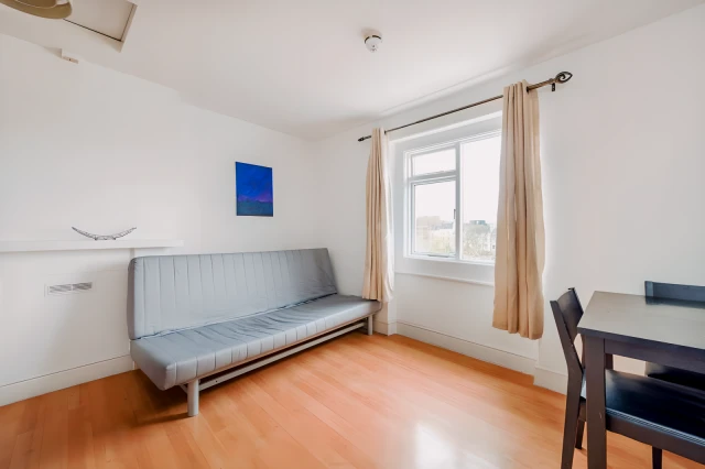 LH-Leinster Gardens 1