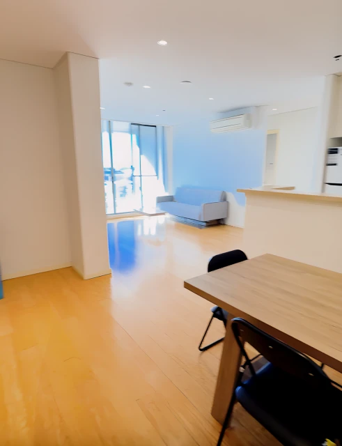 6 Lachlan Street, Waterloo 3