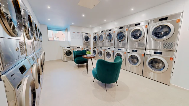 iQ Kerria Apartments 4