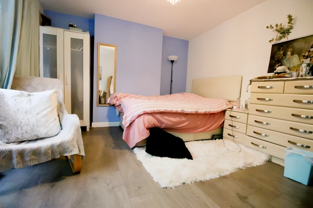 Summer Street 27894# 4