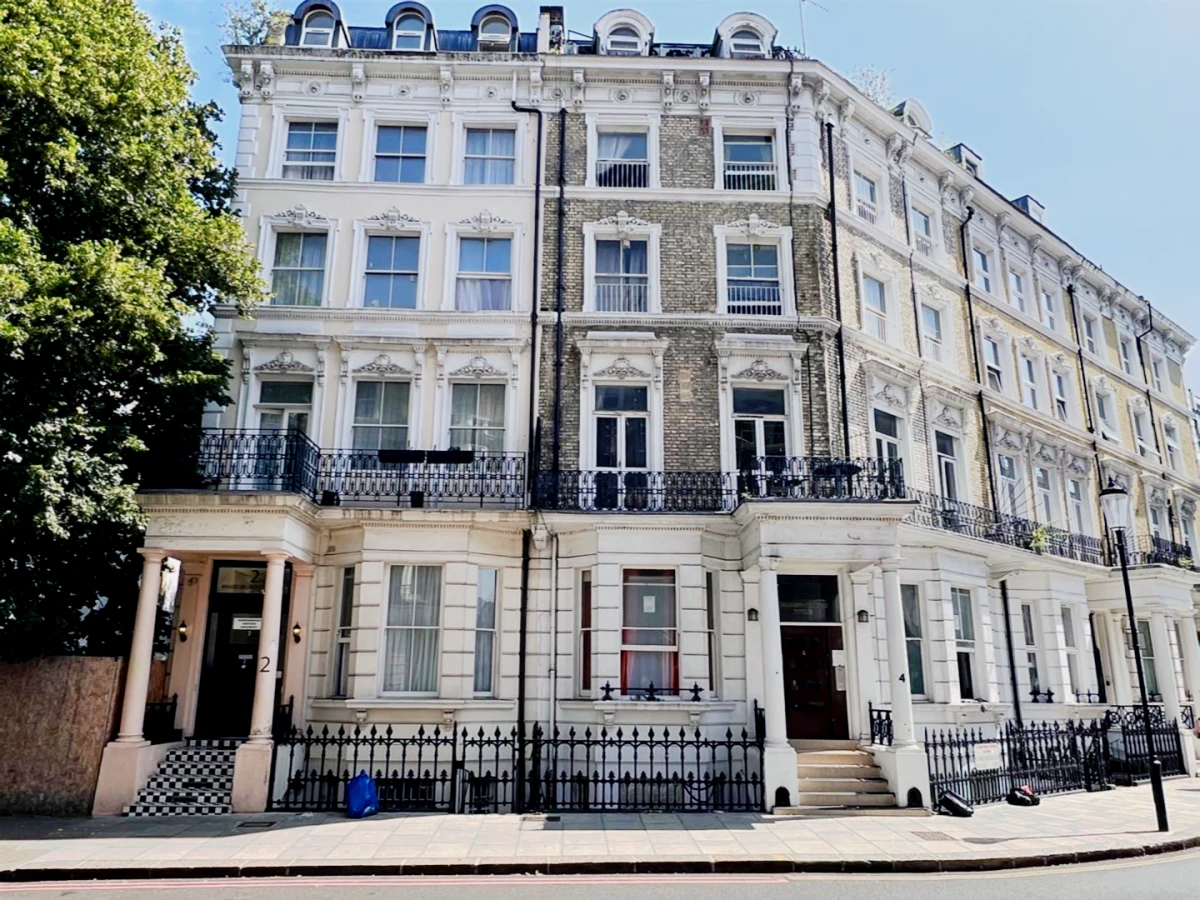 Hogarth Road, Earls Court 0