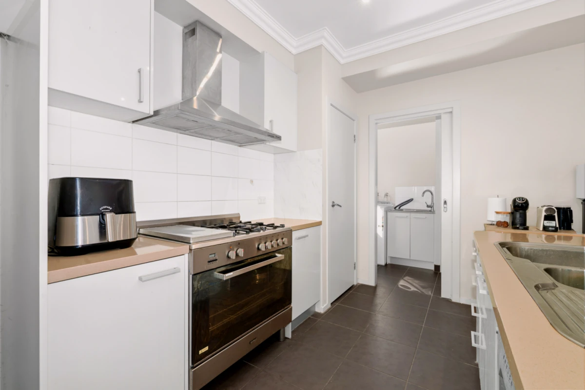 10 Binalong Avenue 0