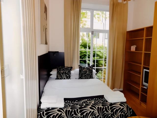 Cartwright Gardens 28149# 1