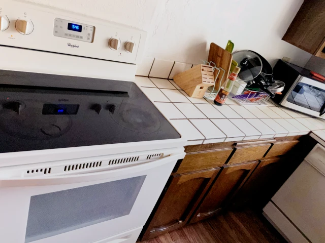 4002 La Jolla Village 1